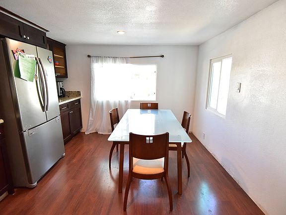 4th image of 85 Oakwood Ln #85