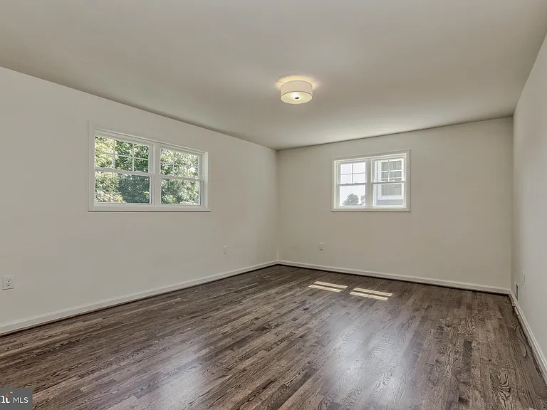 9902 Belhaven Rd — Photo 18