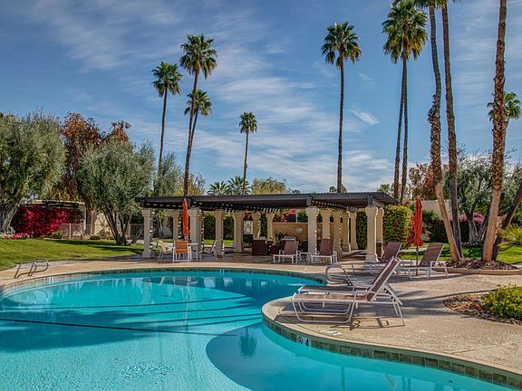3rd image of 1103 E Alejo Rd