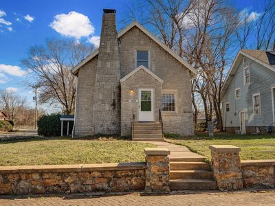 2054 N Campbell Avenue, Springfield, MO, 65803