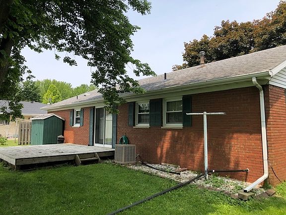 3rd image of 1303 Frostwood Dr