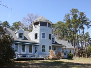 545 Wilton Woods Dr, Hague, VA 22469