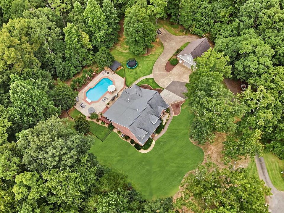 1st image of 363 White Tail Ridge Rd
