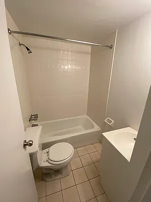 Rented by Bond New York | media 12