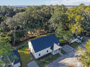 2021 Lafayette St, Beaufort, SC 29902