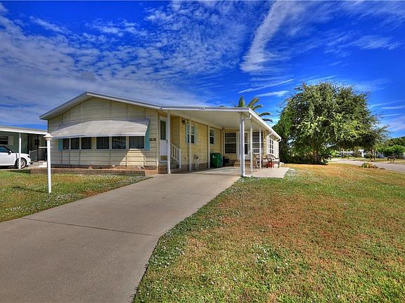 2nd image of 933 Oleander Cir