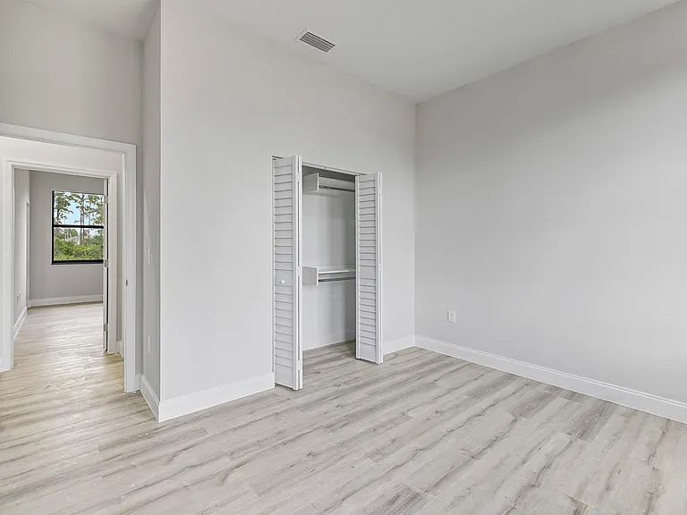 1213 County St E — Photo 12