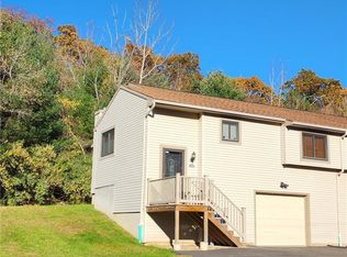 33 Baxter Rd UNIT 4A, Willington, CT 06279