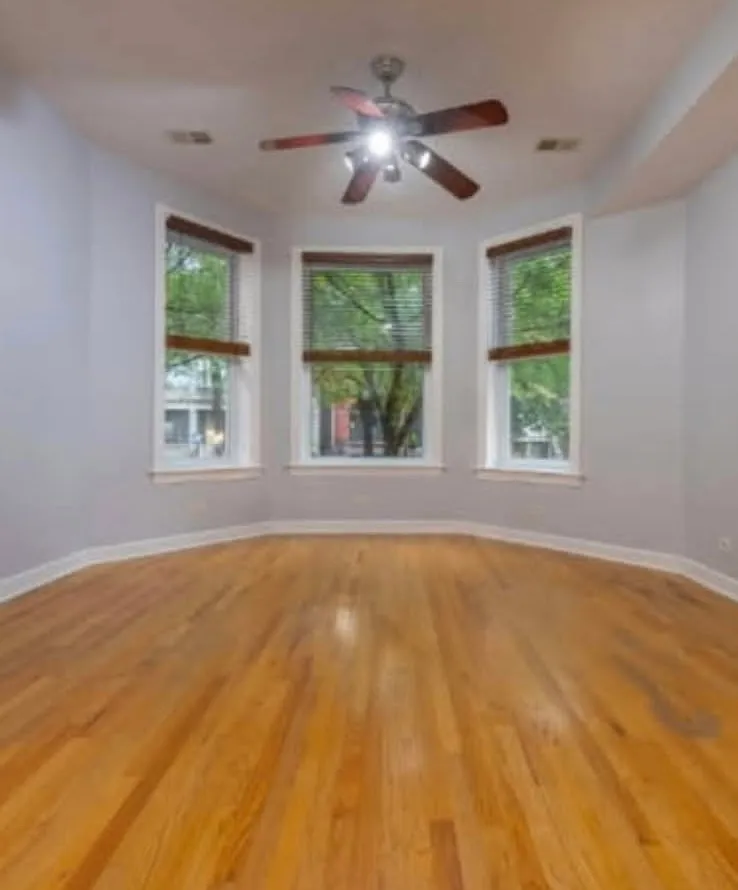 2 bed, 1000 sqft, $2,200 — Photo 3
