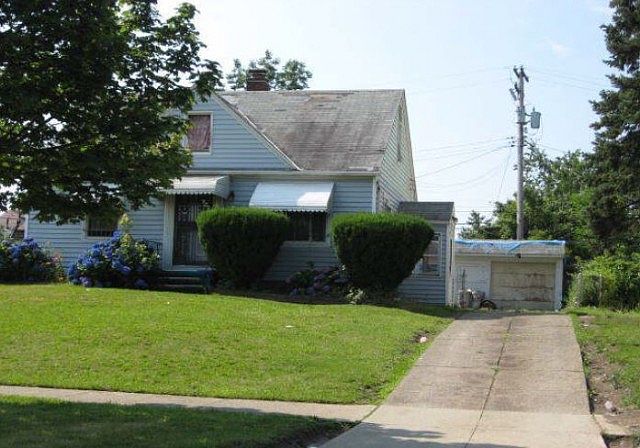 2nd image of 11614 East Blvd