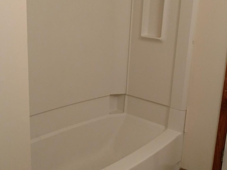 2nd image of 342 Pennsylvania Ave #346