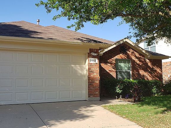2nd image of 11812 Pinyon Pine Dr