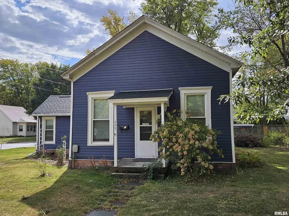 525 E Pierce St, Macomb, IL 61455