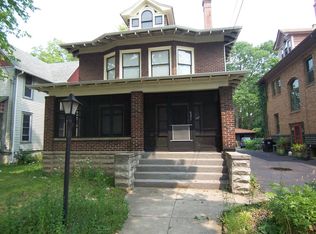 621 Park Ave, Beloit, WI 53511