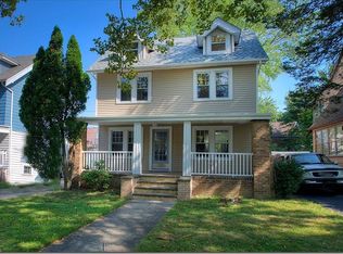 3521 Bainbridge Rd, Cleveland Heights, OH 44118
