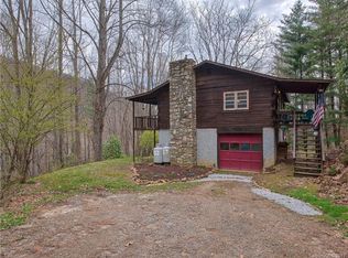 71 Apple Creek Rd, Waynesville, NC 28786