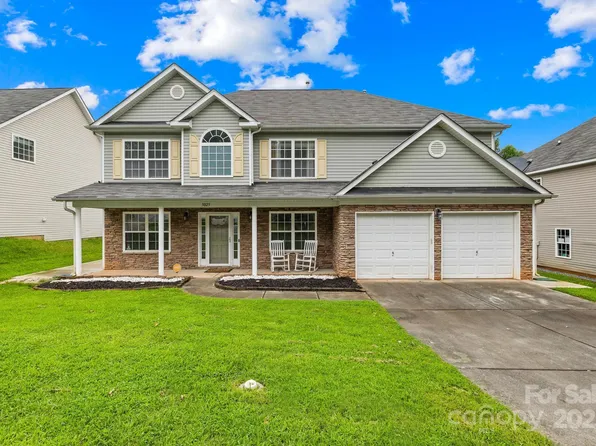 5025 Wicklow Dr, Gastonia, NC 28054
