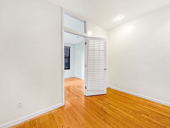 3rd image of 108 Stanton St APT 1C