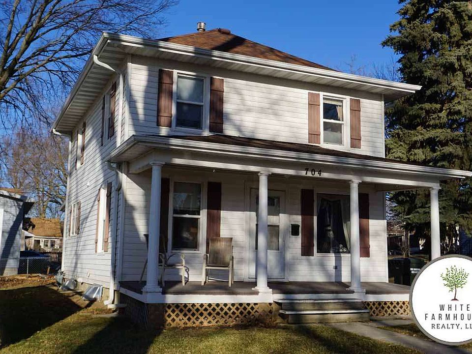 1st image of 704 Windom St
