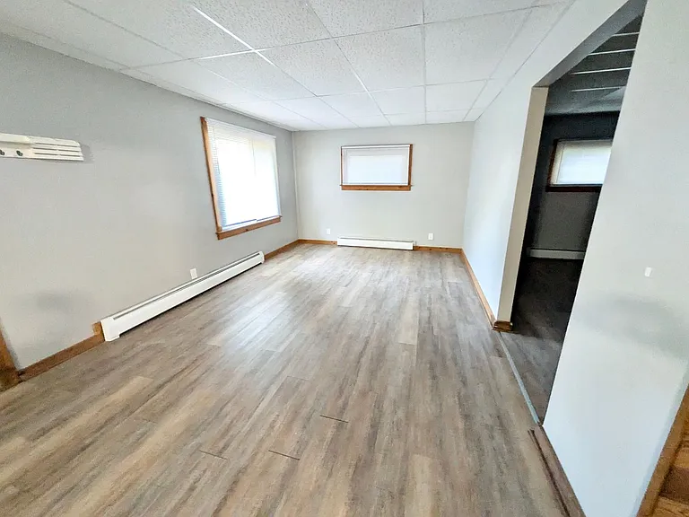 400 S Liberty St — Photo 15