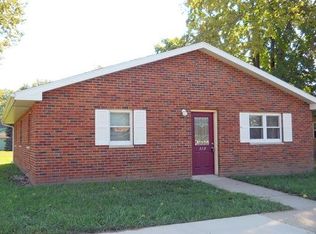 318 E High St, Hennepin, IL 61327