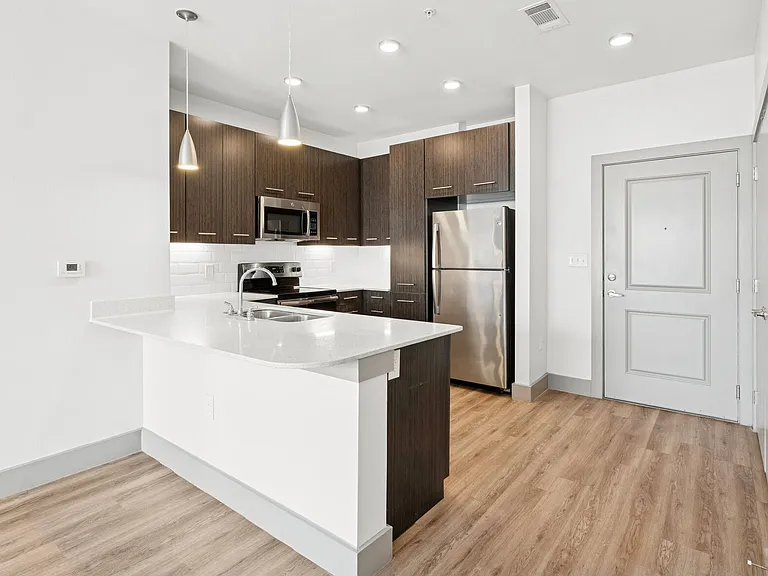 Tiled backsplash kitchens
