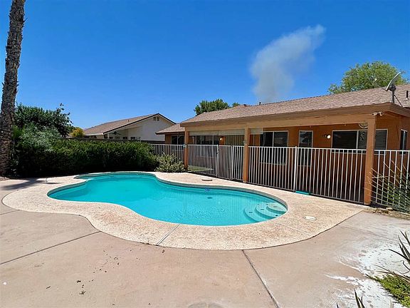 4th image of 1473 S 35th Ave