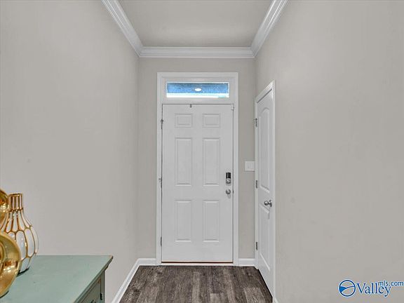 3rd image of 331 Ivyleaf Dr NW