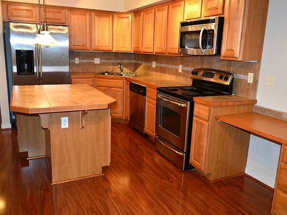 3rd image of 13421 97th Ave E Unit 201