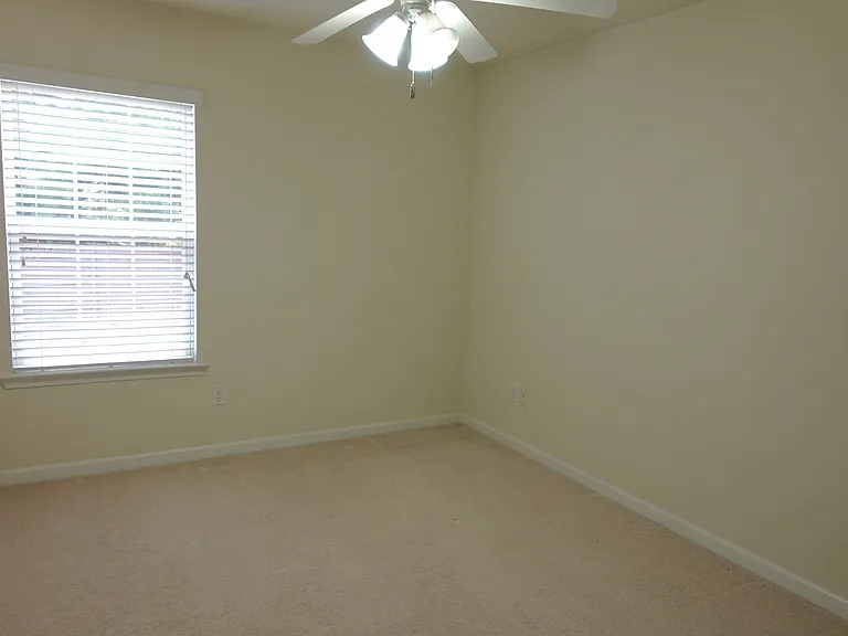 115 Roberts Hill Dr — Photo 22