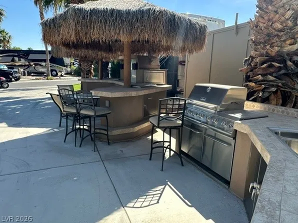 8175 Arville St #5, Las Vegas, NV 89139