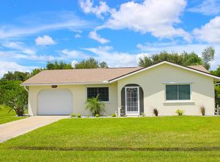 194 Cypress Ave NW, Port Charlotte, FL 33952