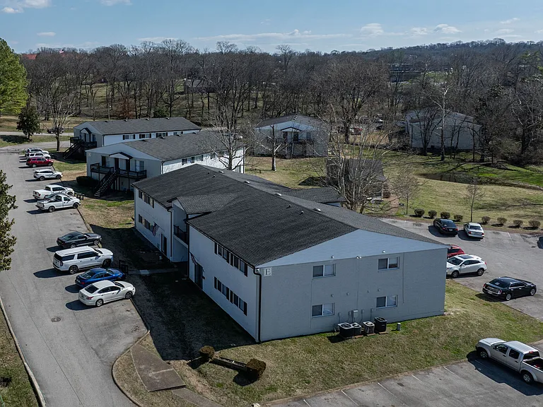 Brookwood Apartments — Photo 26