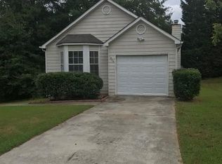 1206 Foxwood Dr, Douglasville, GA 30134