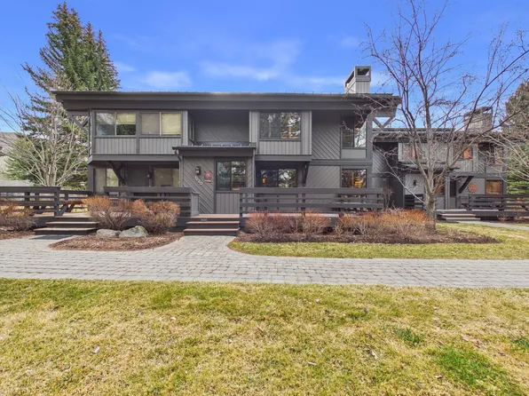 1220 Villager Condo Dr, Sun Valley, ID 83353