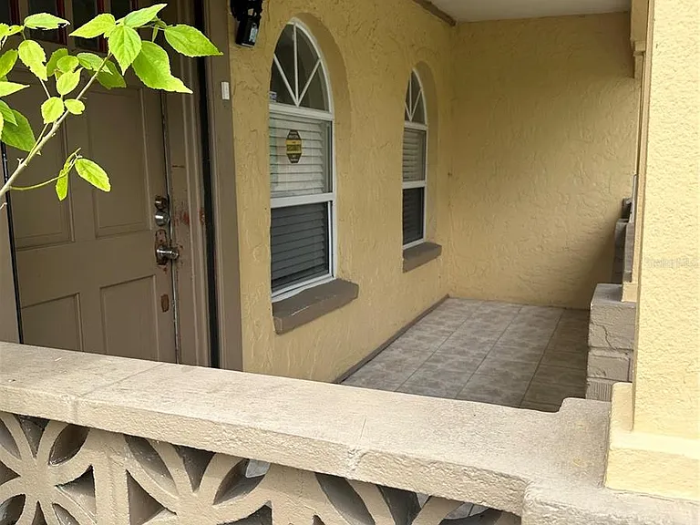 9160 Valencia College Ln — Photo 5