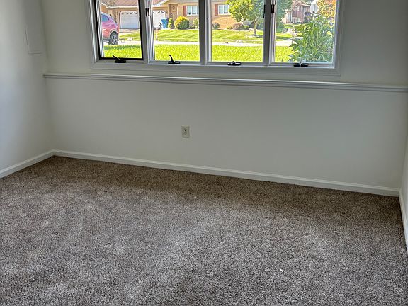 5th image of 2701 Morningside Dr APT 1
