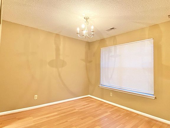 4th image of 12773 Daybreak Cir