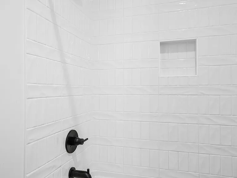939 Spain Ave — Photo 48