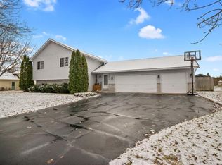 13470 3rd Ave S, Zimmerman, MN 55398