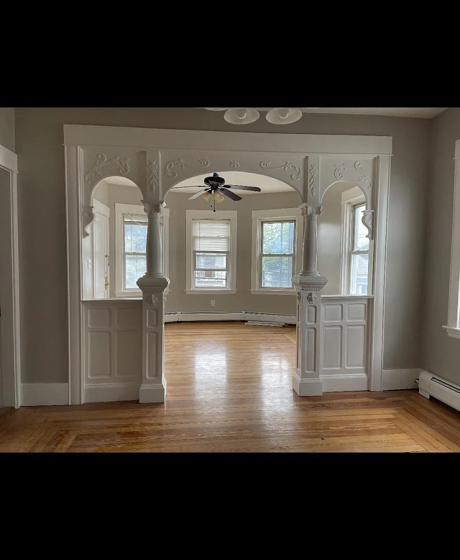 3 bed, 1200 sqft, $1,700 — Photo 1
