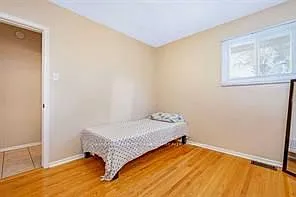 2095 Haig Dr — Photo 17