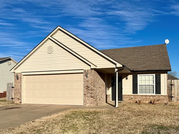 613 S Creek St, Skiatook, OK 74070