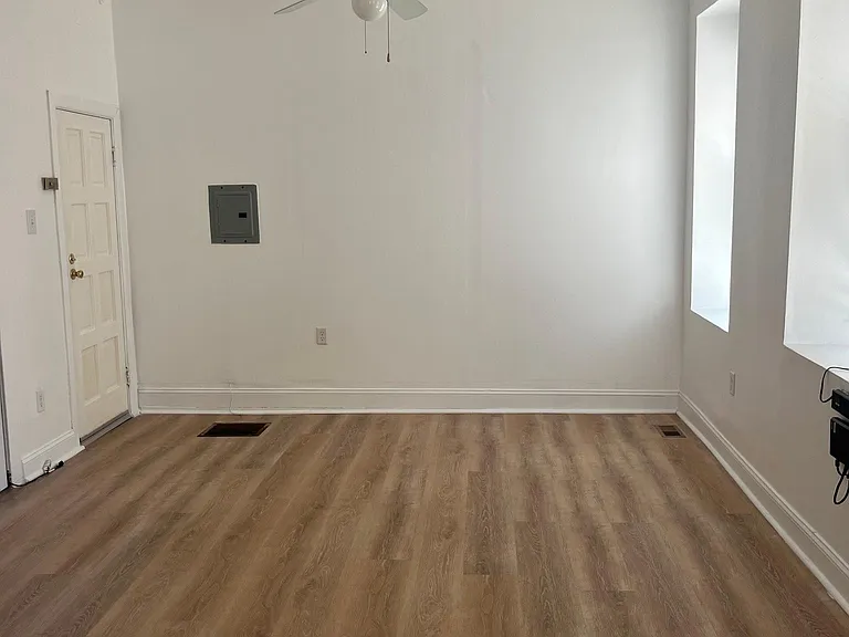 4078 Pechin St #1R — Photo 4