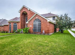 2216 Spring Mills Rd, Mesquite, TX 75181