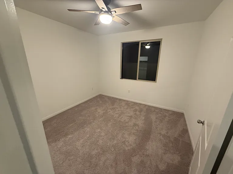 4212 Larchwood Ln — Photo 20
