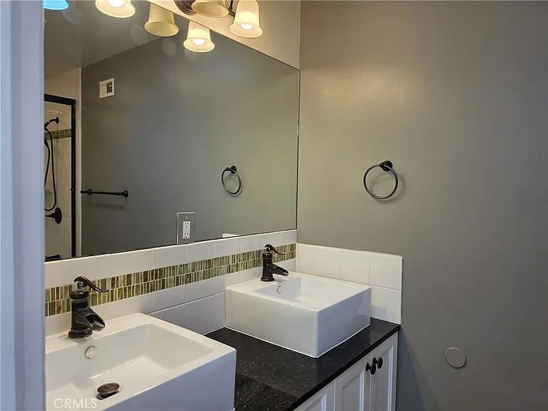 5446 Irondale Ave — Photo 33