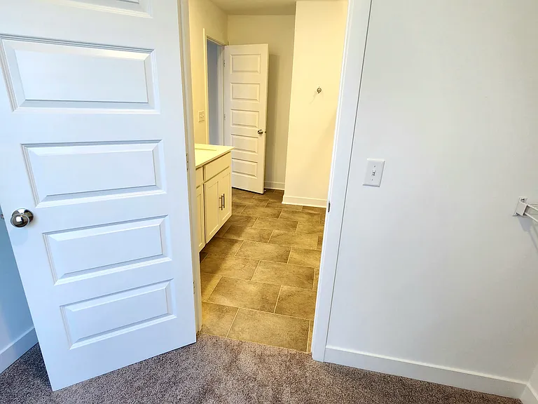 Master Bedroom Walk In Closet