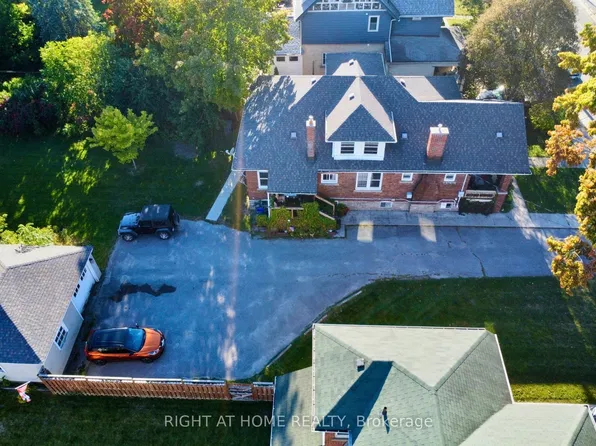 33 Melbourne St W, Kawartha Lakes, ON K9V 2S7