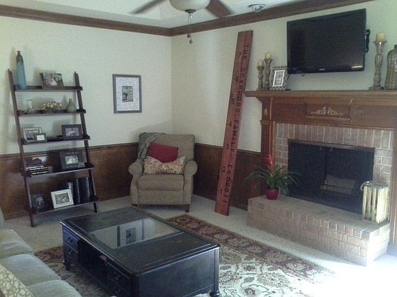 5th image of 617 Chimney Hill Cir S